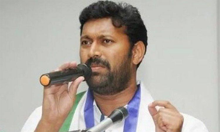 YSR-Congress-MP-Named-Suspect-in-Viveka's-Murder-by-Daughter